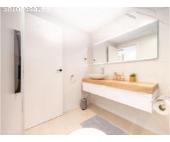 Preciosa villa en venta en El Raso