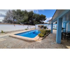 Impresionante villa de 5 dormitorios en Los Balcones - dos piscinas simming
