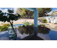 Impresionante villa de 5 dormitorios en Los Balcones - dos piscinas simming