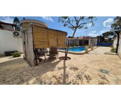 Impresionante villa de 5 dormitorios en Los Balcones - dos piscinas simming