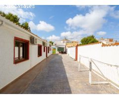 Impresionante villa de 7 dormitorios en Cabo Roig