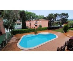 EXCELENTE PISO EN SANTA CRISTINA D´ARO - PISCINA - BALCON/TERRAZA - 3