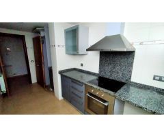 EXCELENTE PISO EN SANTA CRISTINA D´ARO - PISCINA - BALCON/TERRAZA - 3