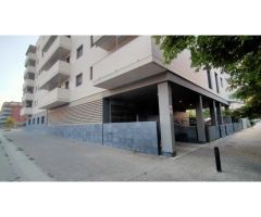 GARAJE CERRADO EN SALT - BUENA UBICACION - 200 mts del HOSPITAL DE SANTA