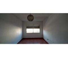 PISO EN VENTA EN SALT - 3 HABITACIONES - CON BALCON - PISO 3º SIN ASCENSOR -