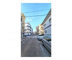 BAJO CON AMPLIA TERRAZA de 30 mts2 EN CALELLA