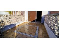 CASA EN EMPURIABRAVA - DOS DORMITORIOS - DOS TERRAZAS - SALON - BAÑO - COCINA