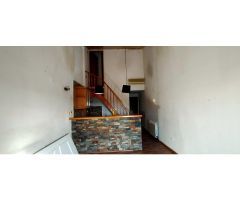 CASA EN EMPURIABRAVA - DOS DORMITORIOS - DOS TERRAZAS - SALON - BAÑO - COCINA