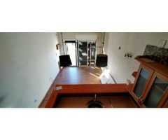 CASA EN EMPURIABRAVA - DOS DORMITORIOS - DOS TERRAZAS - SALON - BAÑO - COCINA