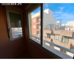 Piso de 3 dormitorios y 2 baños en Almoradí