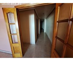 Piso de 3 dormitorios y 2 baños en Almoradí