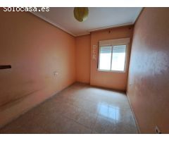 Piso de 3 dormitorios y 2 baños en Almoradí
