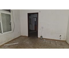 CASA A REFORMAR EN BLANES