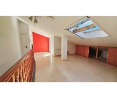 ESPECTACULAR ATICO EN CALELLA CON TERRAZA Y PARKING INCLUIDO