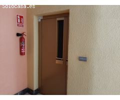 ¡Amplio piso exterior con 3 dormitorios y ascensor en Orihuela