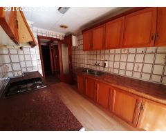¡Amplio piso exterior con 3 dormitorios y ascensor en Orihuela