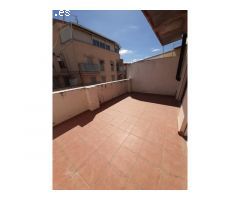 Ático para Reformar con Gran Terraza y Mucha Luz Natural en Alicante