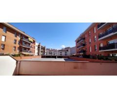 PISO EN GIRONA - SANTA EUGENIA - ZONA CAPRABO - 3 HABITACIONES CON TERRAZA DE 50