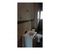 PISO BAJO DE DOS DORMITORIOS EN ABRANTES