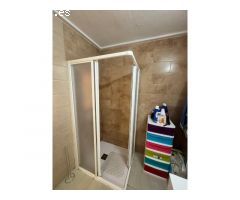 ¡Encantadora casa de pueblo en Mutxamel con 4 dormitorios y terraza!