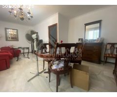 CASA EN SAN PEDRO CON 2 GARAJES