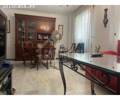 CASA EN SAN PEDRO CON 2 GARAJES