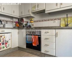 CASA EN SAN PEDRO CON 2 GARAJES