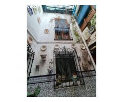 CASA PARA DEMOLER Y RECONSTRUIR A MINUTOS DEL PALACIO DE VIANA Y PLAZA DE LA