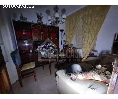 CASA PARA DEMOLER Y RECONSTRUIR A MINUTOS DEL PALACIO DE VIANA Y PLAZA DE LA