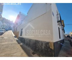 CENTRO URBANO DE ALMODOVAR - VISTAS AL CASTILLO