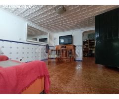 MAGNIFICA CASA EN LA MEJOR ZONA DE ELECTROMECANICAS PARA REFORMAR