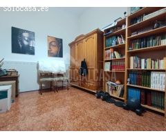 MAGNIFICA CASA EN LA MEJOR ZONA DE ELECTROMECANICAS PARA REFORMAR