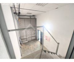 ¡Oportunidad Única! Nave en Venta en el Polígono Industrial de La Torrecilla en