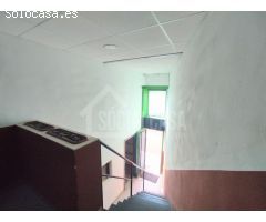 ¡Oportunidad Única! Nave en Venta en el Polígono Industrial de La Torrecilla en