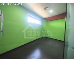 ¡Oportunidad Única! Nave en Venta en el Polígono Industrial de La Torrecilla en