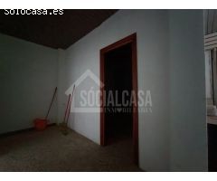 LOCAL COMERCIAL EN PLENA AVENIDA