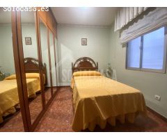 SE ALQUILA EN CIUDAD JARDIN, HABITACIONES A ESTUDIANTES 3 DORMITORIOS (2