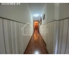 SE ALQUILA EN CIUDAD JARDIN, HABITACIONES A ESTUDIANTES 3 DORMITORIOS (2