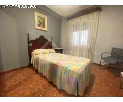 SE ALQUILA EN CIUDAD JARDIN, HABITACIONES A ESTUDIANTES 3 DORMITORIOS (2
