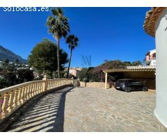 Casa Florida, Vista Montgó