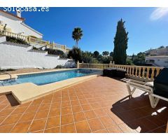 Casa Florida, Vista Montgó