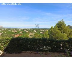 Espaciosa villa de 6 habitaciones con unas vistas espectaculares.