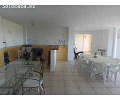 Espaciosa villa de 6 habitaciones con unas vistas espectaculares.