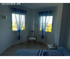 Espaciosa villa de 6 habitaciones con unas vistas espectaculares.