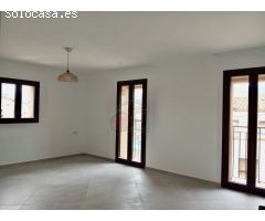Una casa de alta calidad completamente reformada con jacuzzi en el centro de