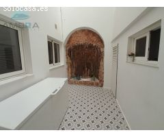 ESPECTACULAR CASA EN PLENO CENTRO