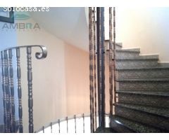 ESPECTACULAR CASA EN EL CENTRO DEL PUEBLO