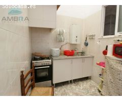 CASA CON INMENSO GARAJE