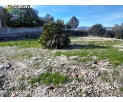 TERRENO RUSTICO CON POSIBILIDAD DE CONSTRUIR 100 METROS