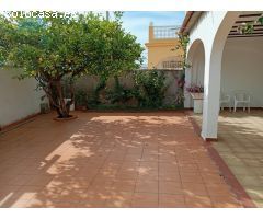 CHALET A 100 METROS DE LA PLAYA